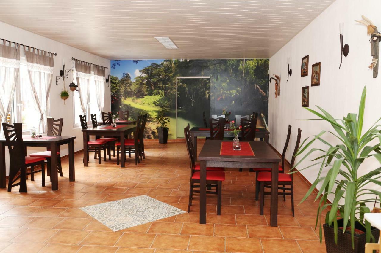 Pension Cubana Rothenburg ob der Tauber Buitenkant foto