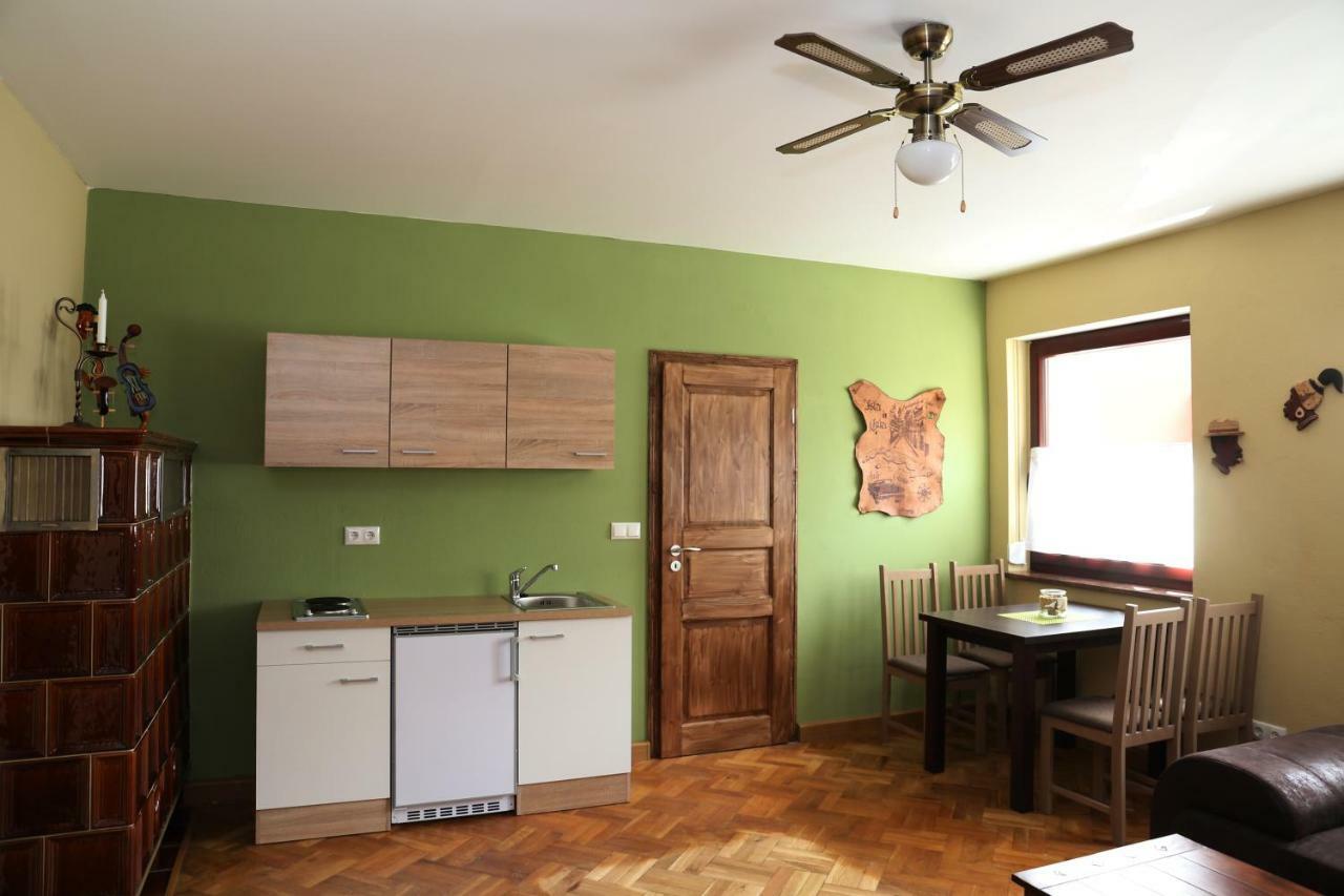 Pension Cubana Rothenburg ob der Tauber Buitenkant foto