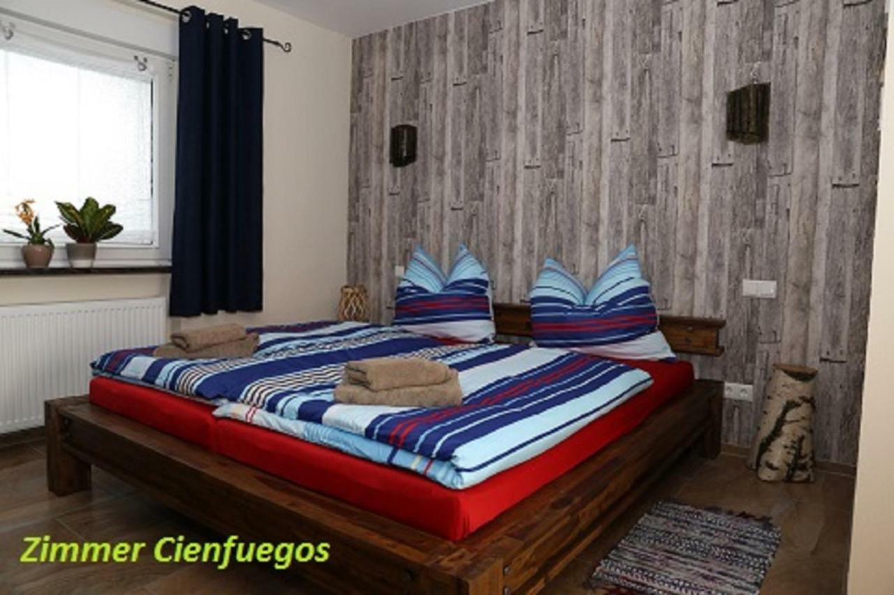 Pension Cubana Rothenburg ob der Tauber Buitenkant foto